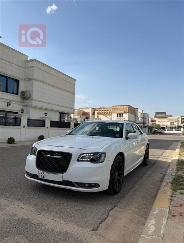 Chrysler 300 2018 for sale in Iraq - Erbil